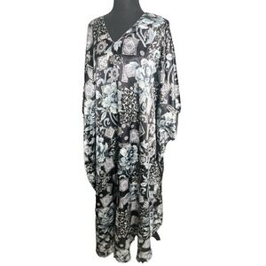 VTG Winlar One Size Silky Floral Caftan Maxi Mumu Black White Boho Resort